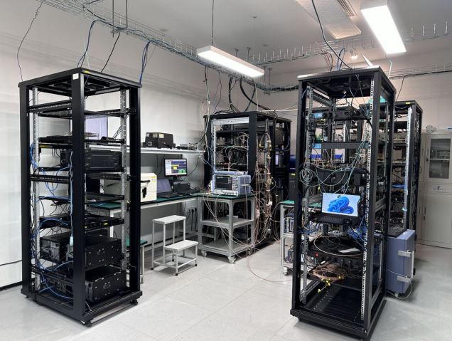 Picocom推出業(yè)界首款4G/5G雙模全組合小型基站解決方案，單芯片支持兩個(gè)5G全速小區(qū)