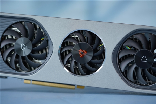 摩爾線程官方宣布推出XR領(lǐng)域的新產(chǎn)品—MTVerse XR