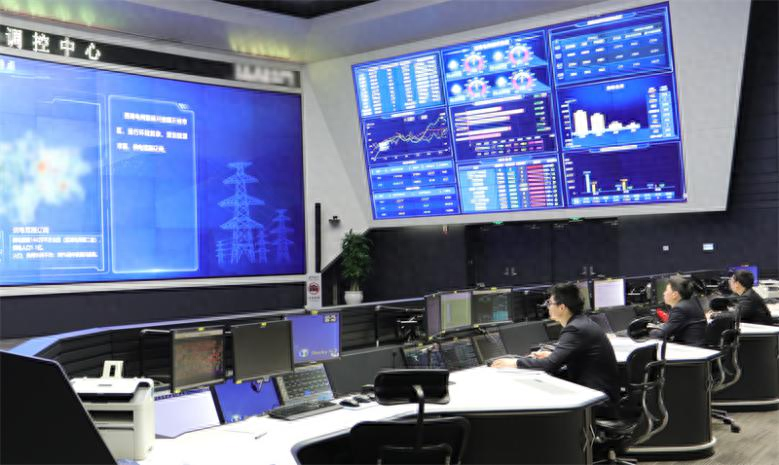 國(guó)家千方百計(jì)服務(wù)新能源高質(zhì)量發(fā)展，為持續(xù)推動(dòng)能源綠色低碳轉(zhuǎn)型、保障能源安全貢獻(xiàn)國(guó)網(wǎng)力量。