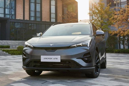 深度解析北汽極狐，狐阿爾法T5如何將舒適駕乘與綠色出行結(jié)合